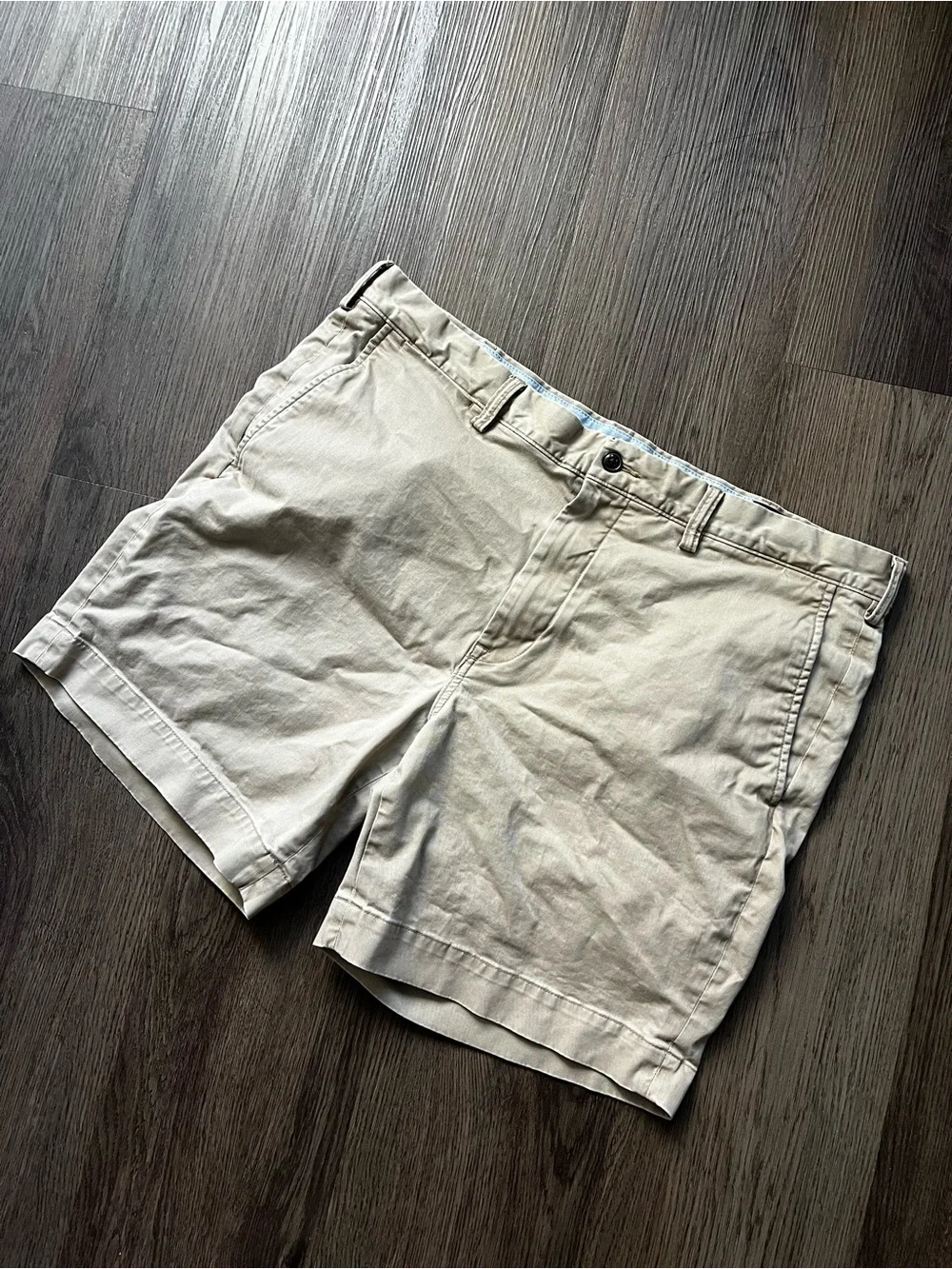 Ralph Lauren Men's Flat-Front Cotton Chino Shorts in Khaki